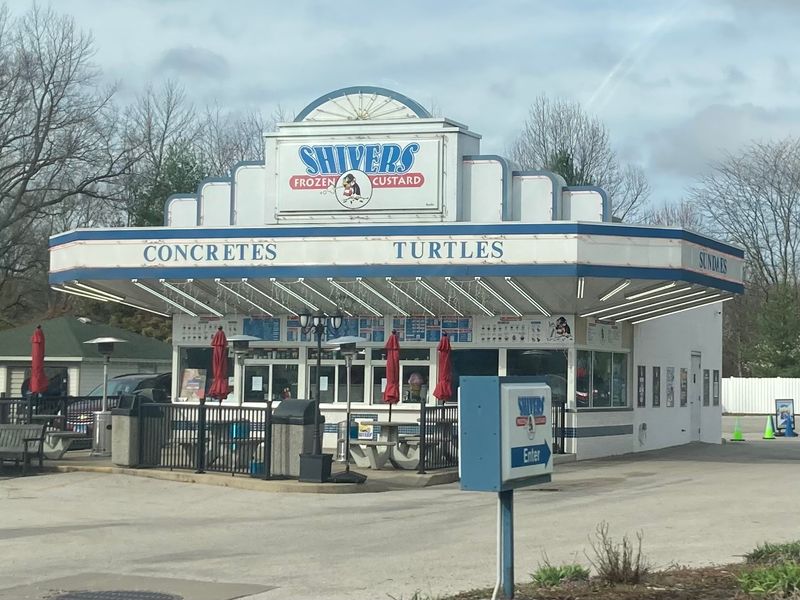 Shivers Frozen Custard & Coffee, Godfrey, IL