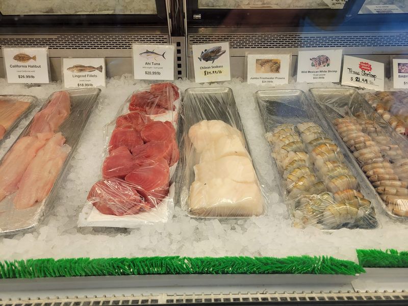 Shrimp, Clams, and Seafood Boil Supplies