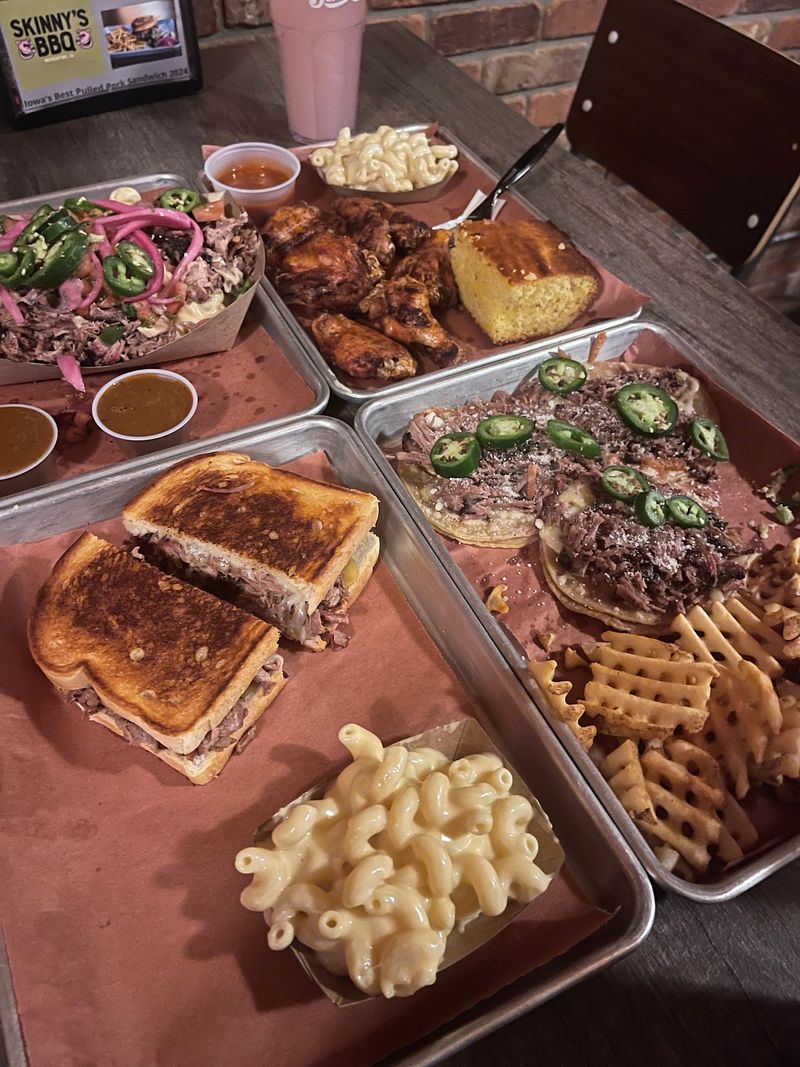 Skinny's Barbeque, Muscatine, IA