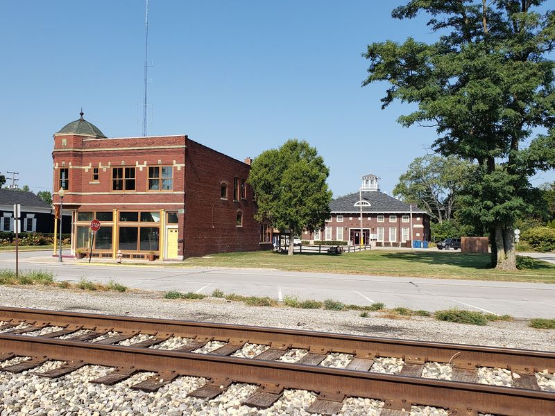 Small Town Pace, Real Community