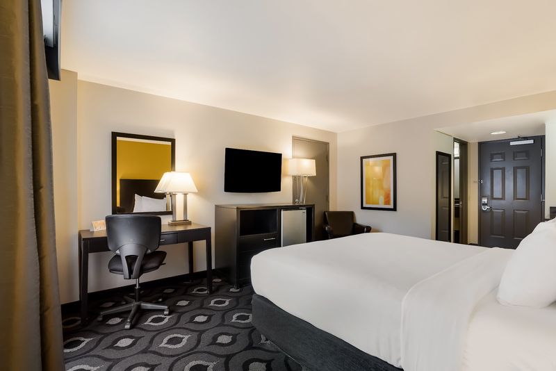 Smart Tips for a Smoother Stay Smart Tips for a Smoother Stay