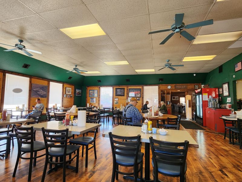 Smith's Restaurant, Collins, MO