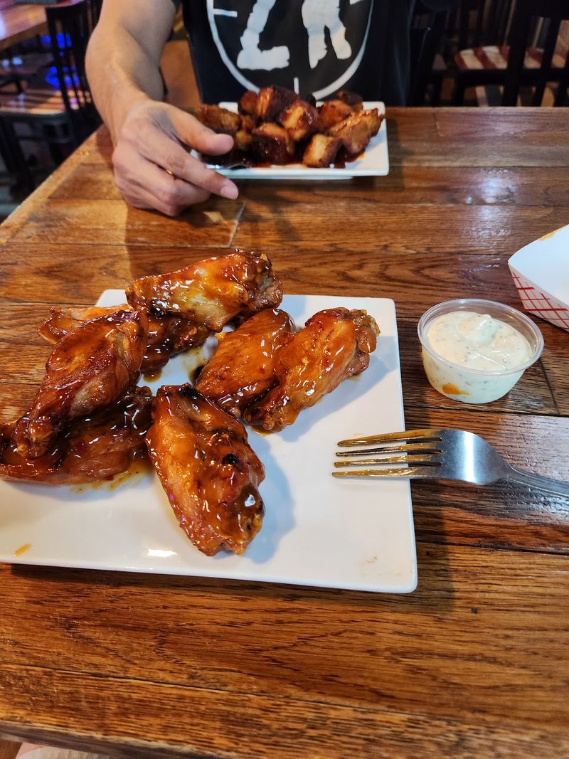 Smoky Wings That Earn the Hype Smoky Wings That Earn the Hype