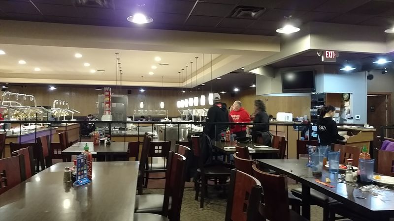 Space to Spread Out, Decor on the Retro Side