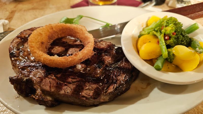 Steaks That Meet an Open Flame Steaks That Meet an Open Flame