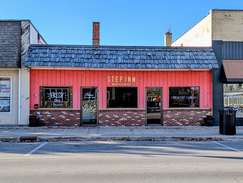 Step Inn, Cheboygan, MI Step Inn, Cheboygan, MI