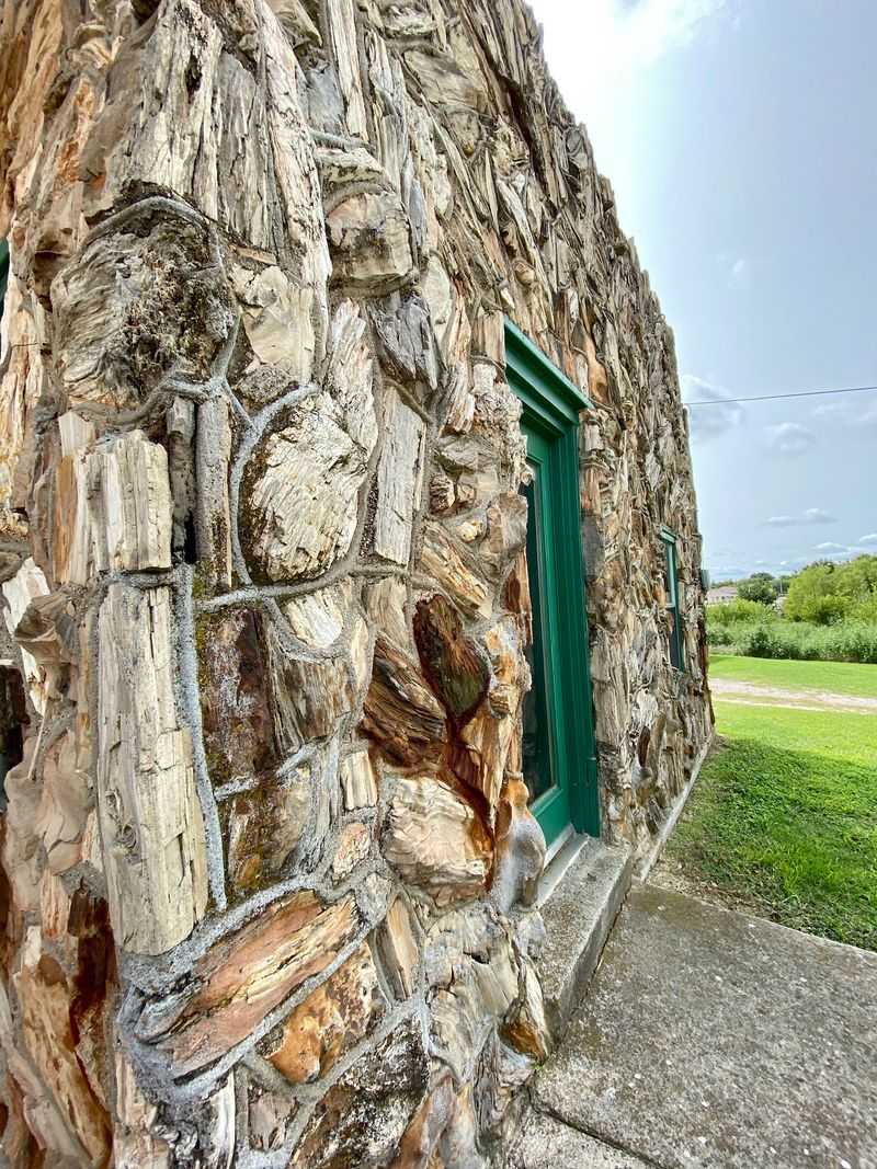 Stone Walls With a Story Stone Walls With a Story
