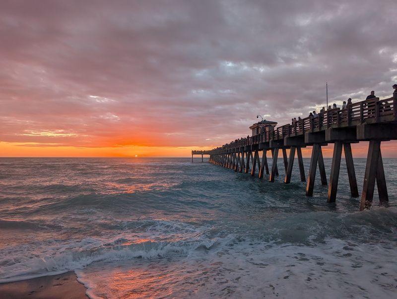 Sunsets That Steal the Show Sunsets That Steal the Show