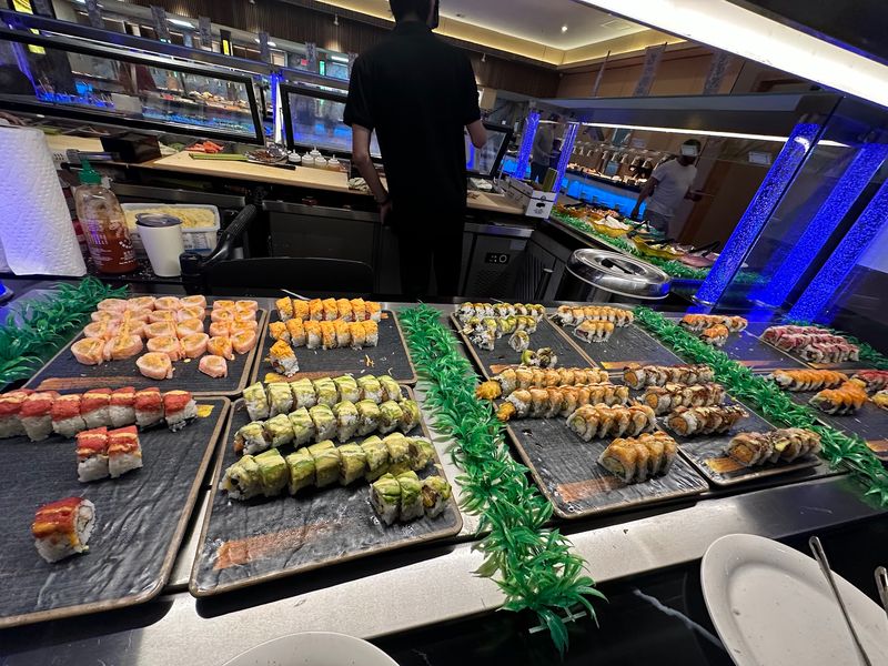 Sushi Heaven, Roll After Roll