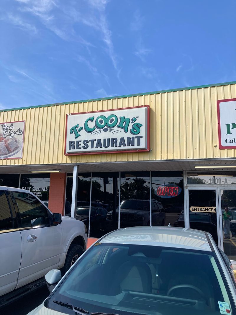 T-Coon's Restaurant, Lafayette, Louisiana