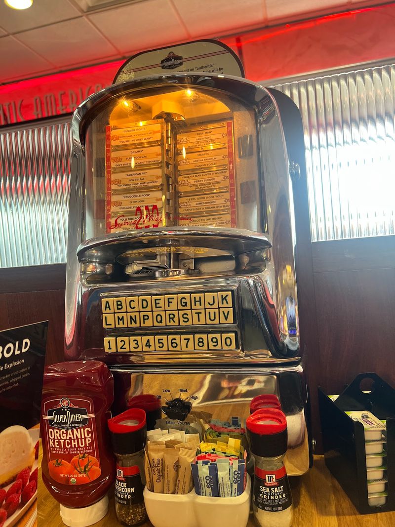 Tableside Jukeboxes and Their Little Mystery Tableside Jukeboxes and Their Little Mystery