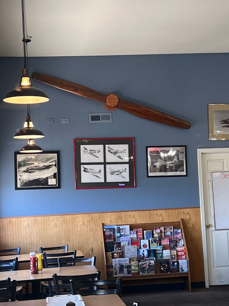 Taildragger Cafe, Minden, NV