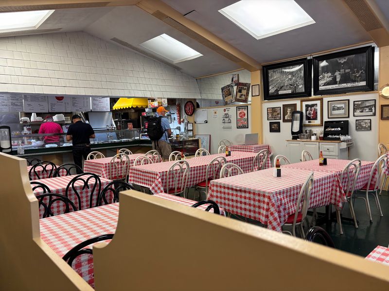 Tennessee's Oldest Restaurant, by Some Counts Tennessee's Oldest Restaurant, by Some Counts