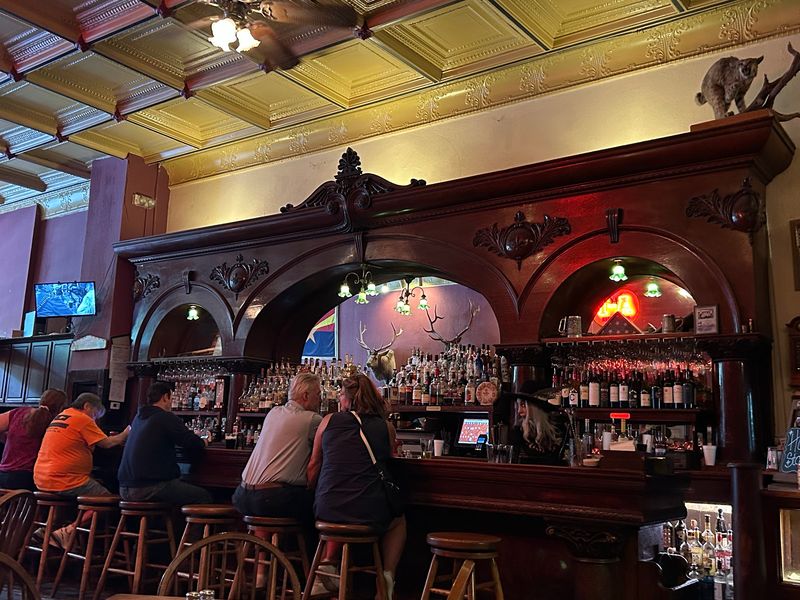 The 1888 Bar Steals the Show