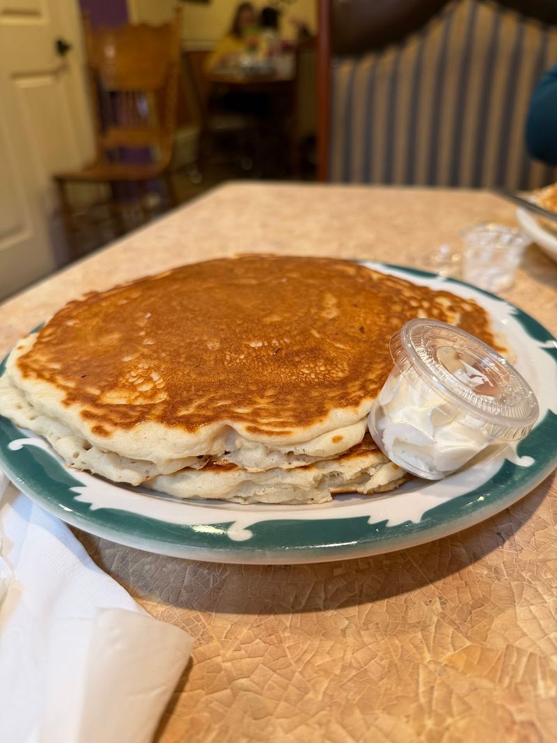The Apple Pancake Pull