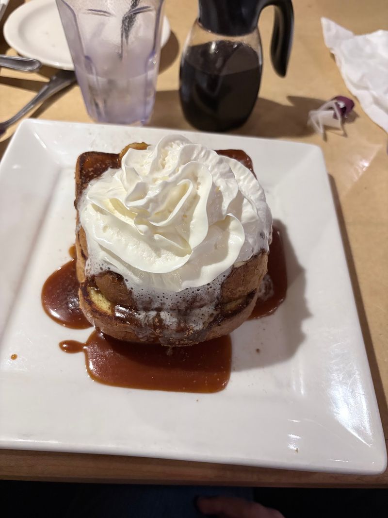 The Apple Pie French Toast Everyone Mentions The Apple Pie French Toast Everyone Mentions