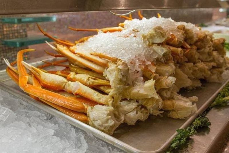The Crab Leg Headliner