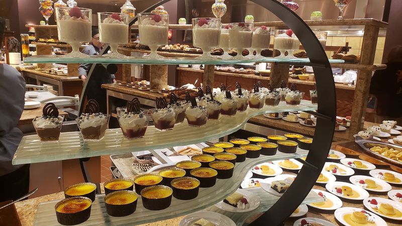 The Dessert Bar That Steals the Finale The Dessert Bar That Steals the Finale