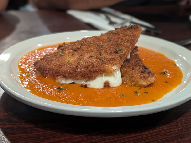 The Giant Fried Mozzarella Moment