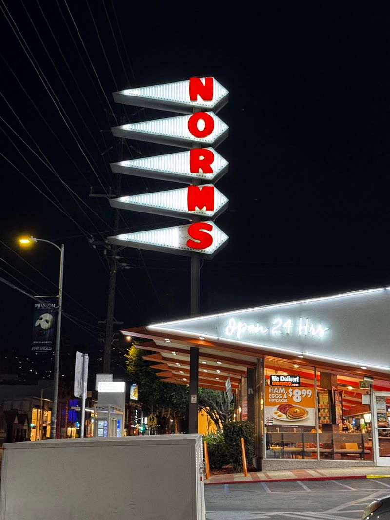 The Googie Sign Everyone Notices