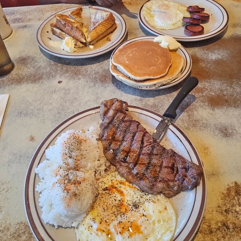 The Legendary Sumo Plates