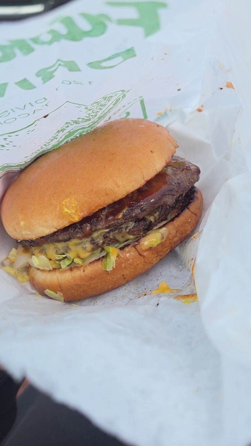 The Old School Burger Itself
