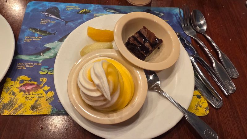 The Pineapple Swirl Everyone Debates