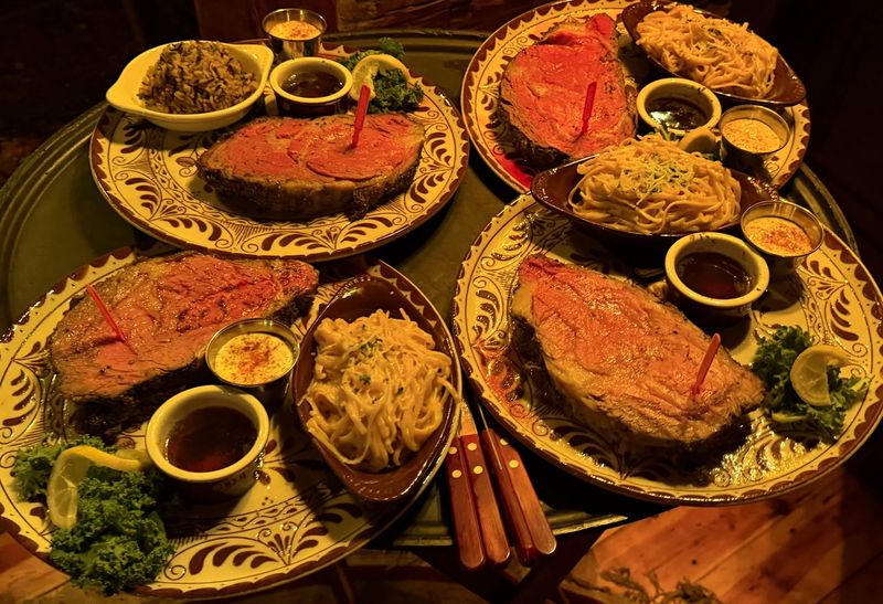 The Prime Rib That Draws a Crowd