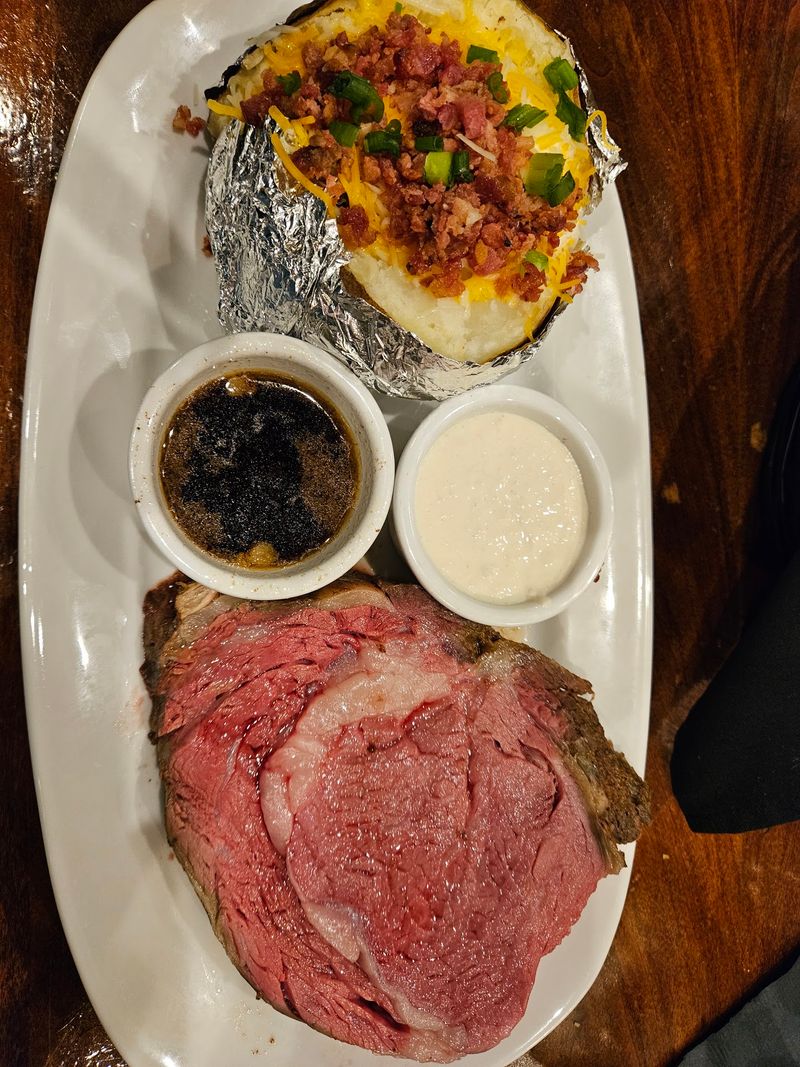The Prime Rib That Everyone Keeps Ordering