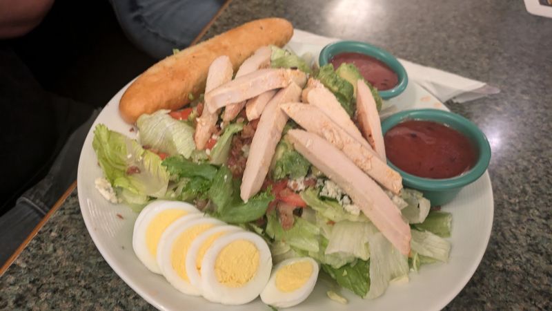 The Salad Bar That Keeps Getting Mentioned