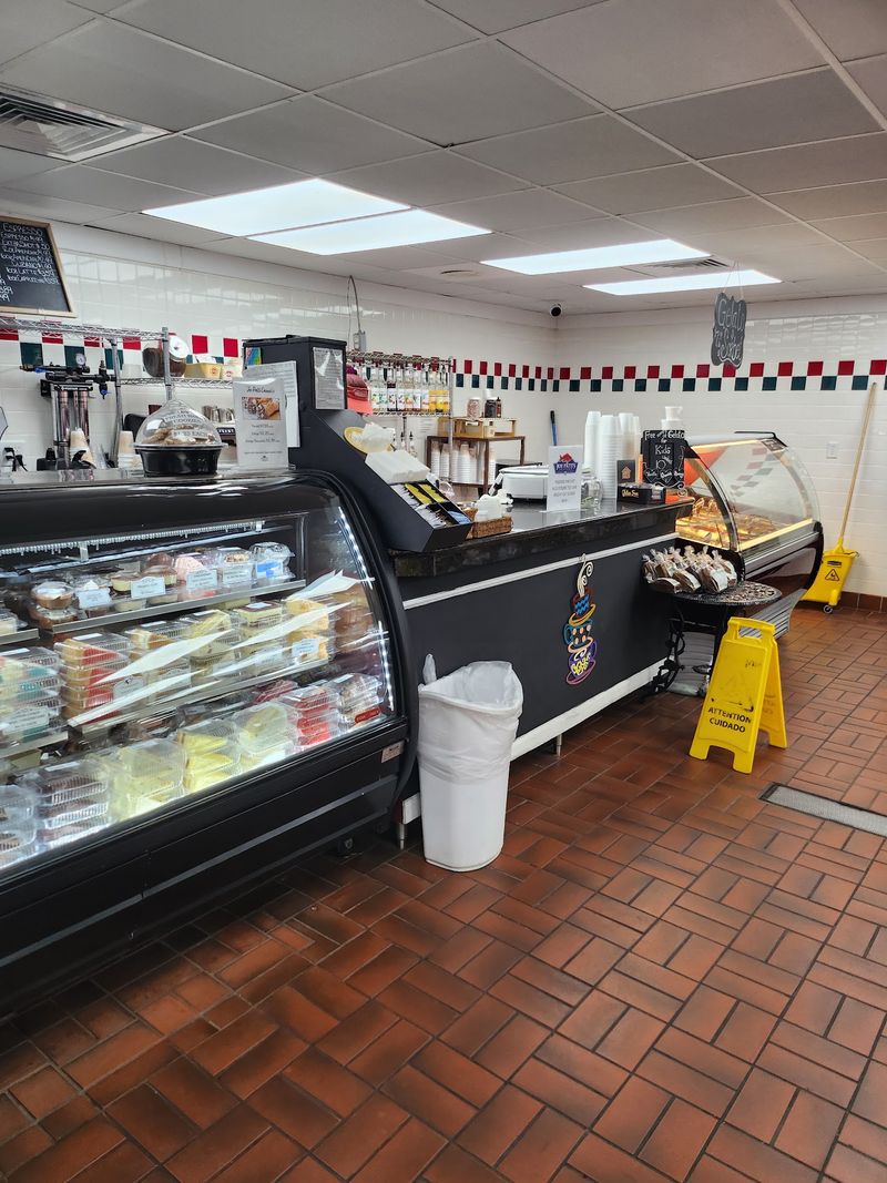 The Sandwich Counter Behind The Po'boy Buzz The Sandwich Counter Behind The Po'boy Buzz