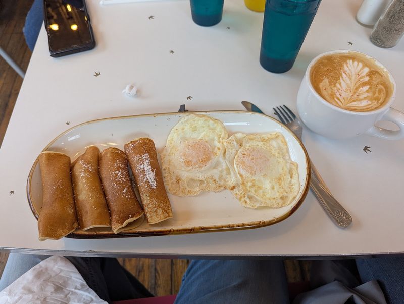 The Swedish Pancakes Everyone Mentions