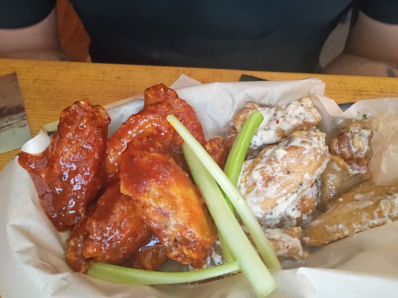 The Verdict on Denver's Wing Hut