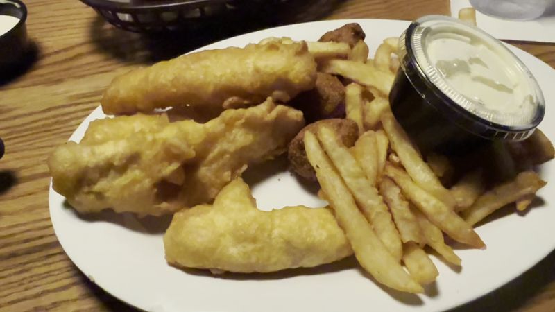 The Village Tavern & Grill of Carol Stream, Carol Stream, IL