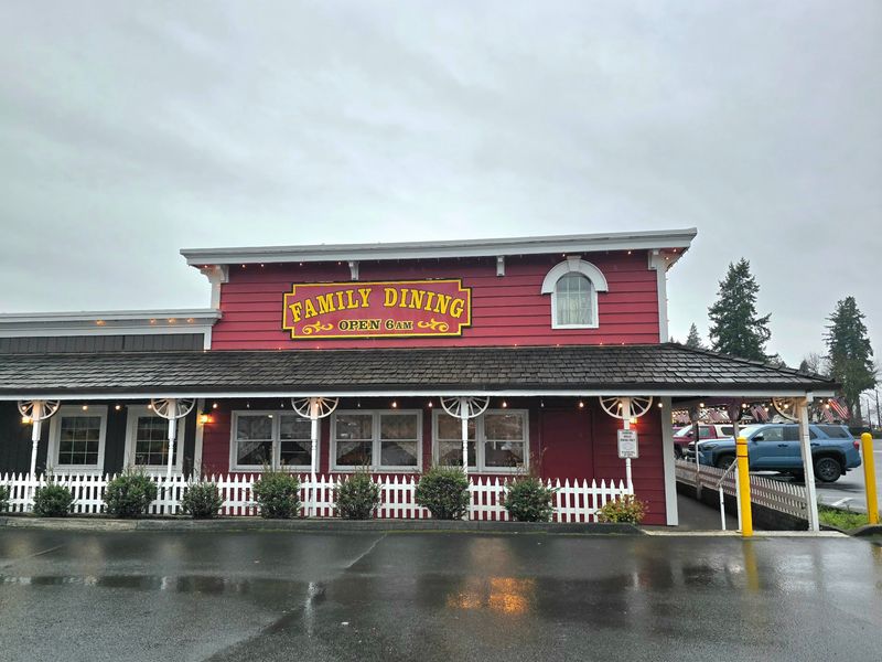 Tollgate Inn Restaurant & Saloon, Sandy, OR