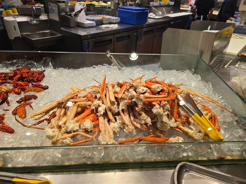 Tomi Sushi & Seafood Buffet, San Jose, CA Tomi Sushi & Seafood Buffet, San Jose, CA