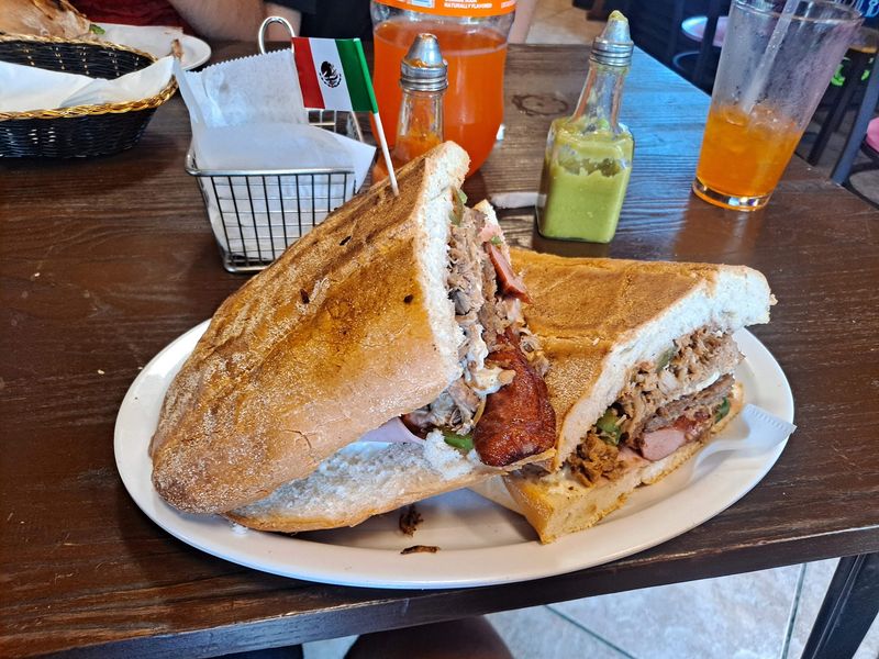 Tortas That Live Up to the Name Tortas That Live Up to the Name