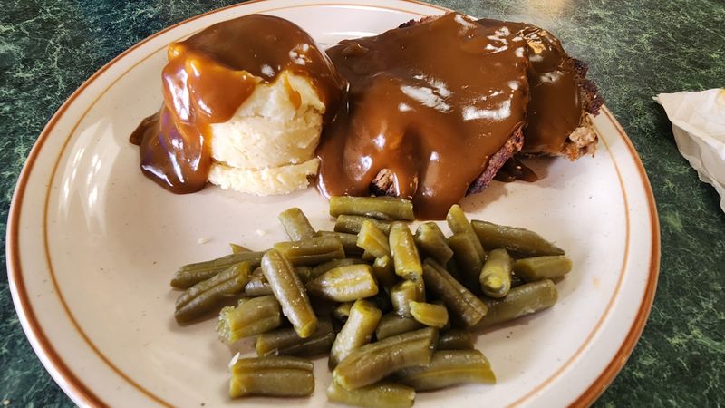 Town & Country Family Restaurant, Dixon, IL