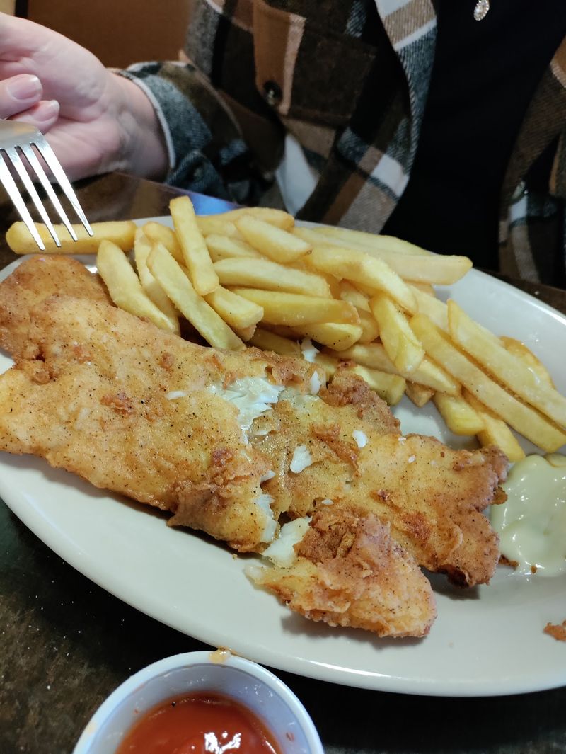 Turkey Lake Restaurant & Tavern, LaGrange, IN
