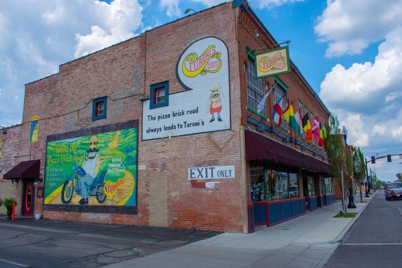 Turoni's Pizzery & Brewery, Evansville, IN