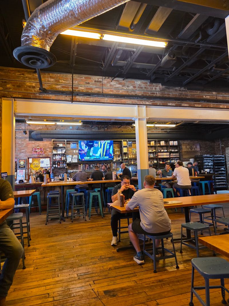 Two Floors, Many Bars Two Floors, Many Bars