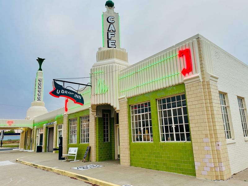 U Drop Inn Cafe, Shamrock, TX U Drop Inn Cafe, Shamrock, TX
