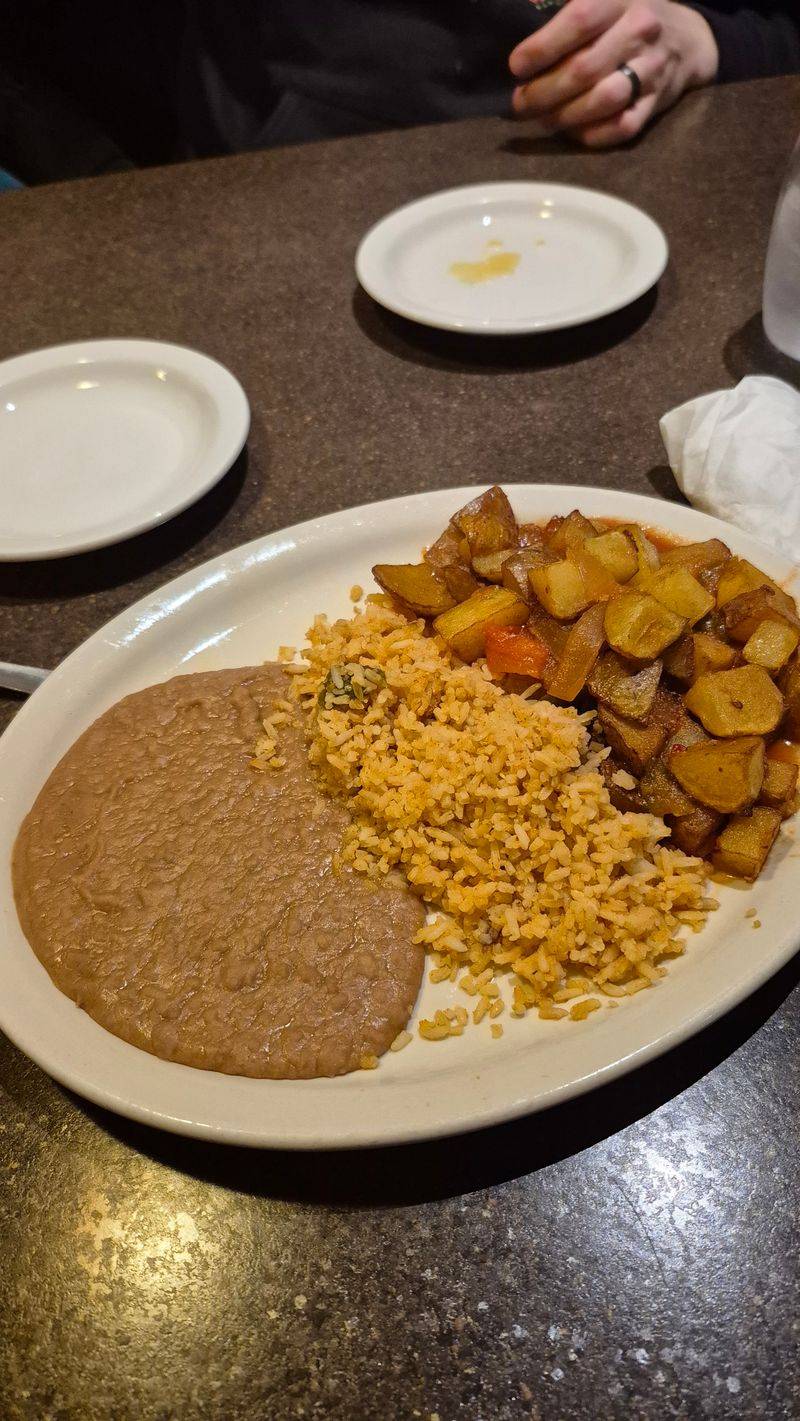 Vegan Queso and Plant-Based Plates