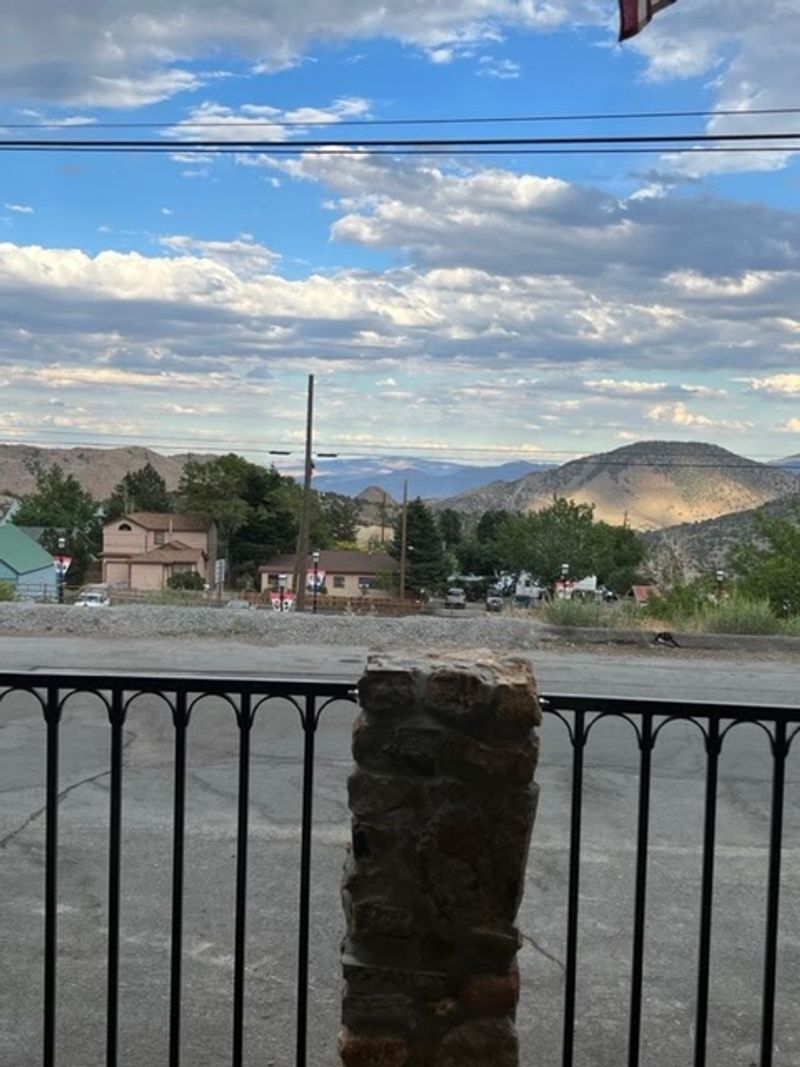 Views Stretching a Hundred Miles