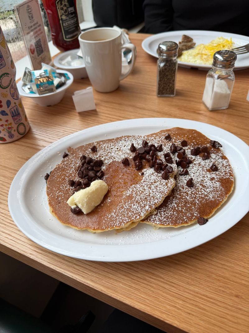 Virginia's Pancake Palace, Howey-In-The-Hills, FL