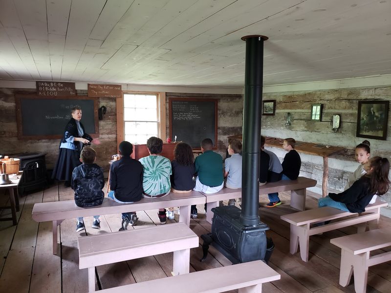 Volunteer Guides With Respect