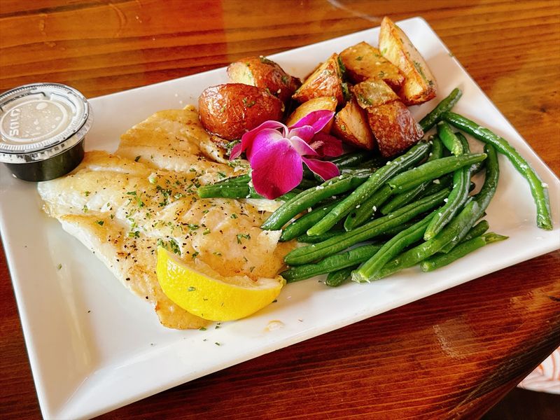 Walt's Fish Market Restaurant, Sarasota, FL