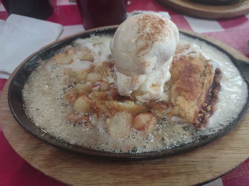 Warm Pie With Butter Sauce