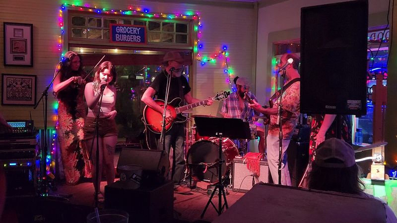 Weekend Stage, Local Sounds