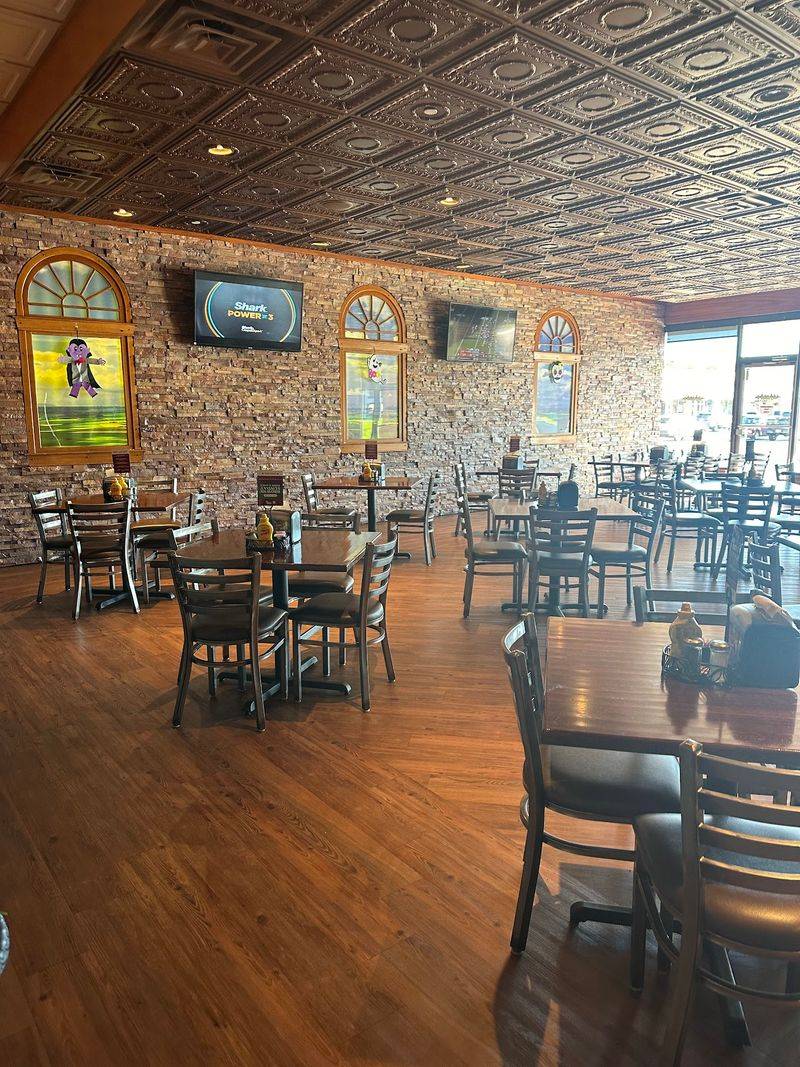 What to Expect from the Floor Staff